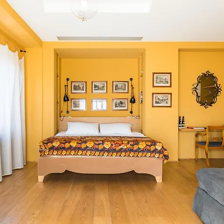 Rarity Gasthuis Rome