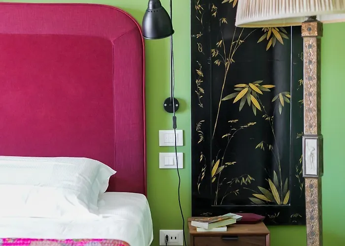 래러티 스위트 게스트하우스 4*