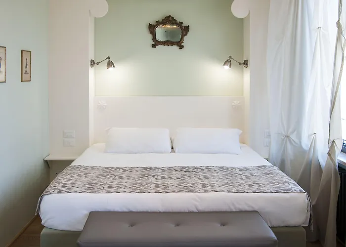 래러티 스위트 게스트하우스 4*